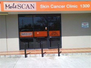 Black-Fixed-Bollards-Brisbane-molescan-clinic